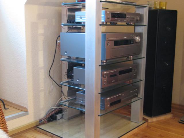 Hifi Rack Seite.jpg