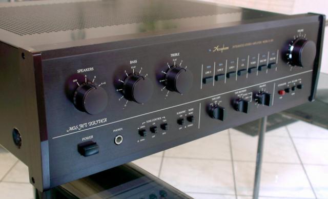 accuphase1.jpg