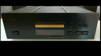 TEAC_VRDS_25x_Front_klein.jpg